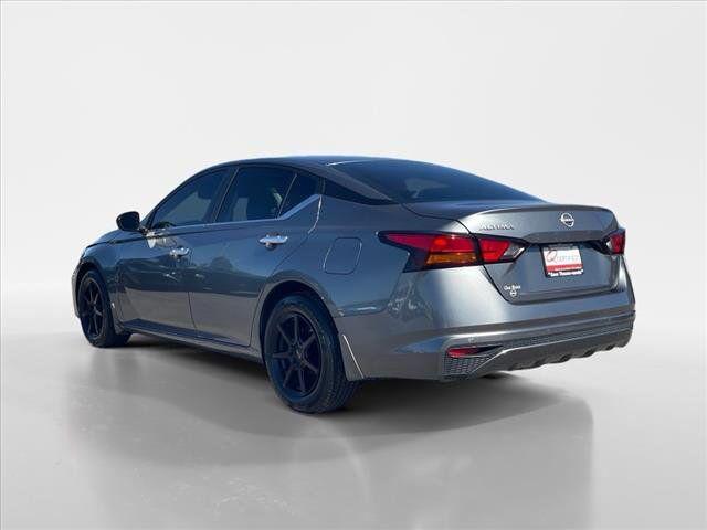 2023 nissan altima s fwd
