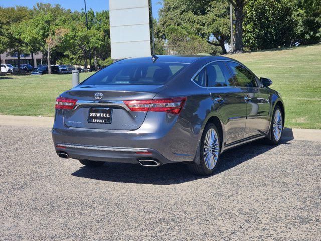 2017 toyota avalon limited