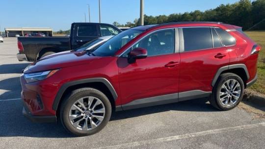 2023 Toyota RAV4 xle premium