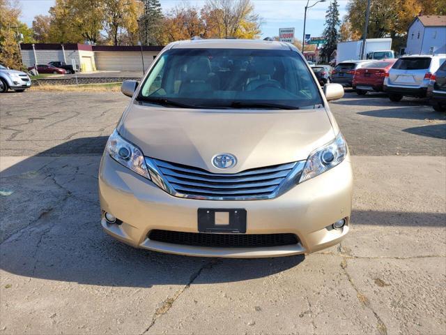 2012 toyota sienna xle