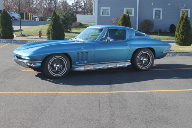 1965 chevrolet corvette coupe