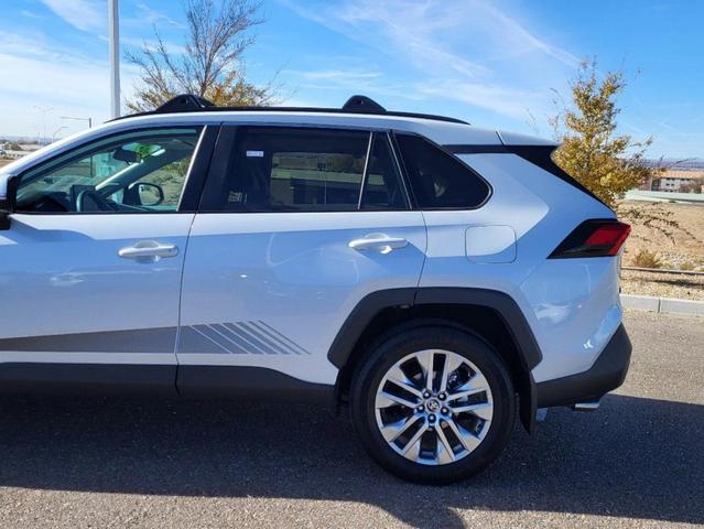 2024 toyota rav4 xle premium