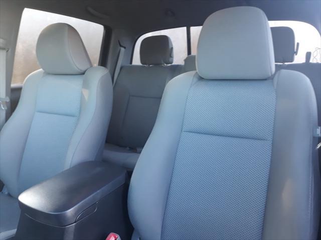2014 toyota tacoma base
