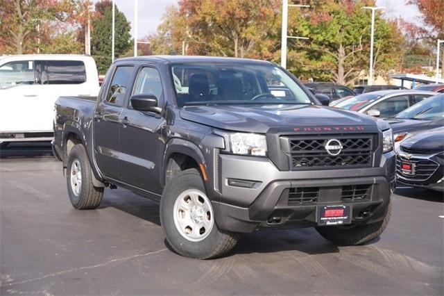 2022 nissan frontier s