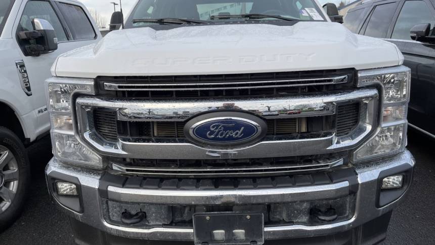 2022 ford super duty f-350 xlt