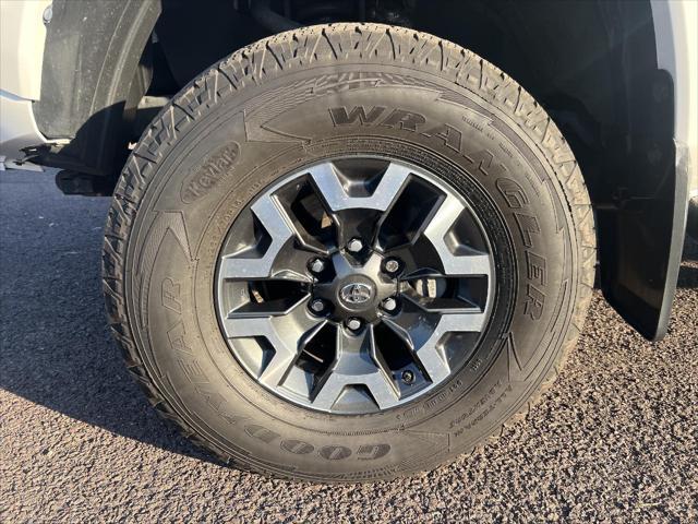 2019 toyota tacoma trd sport