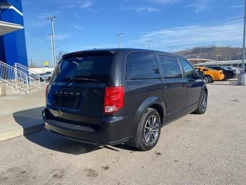 2016 dodge grand caravan sxt in jefferson, west virginia