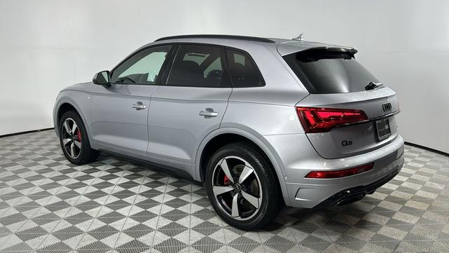 2024 audi q5 45 s line prestige