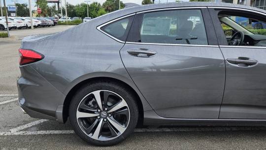 2025 Acura TLX