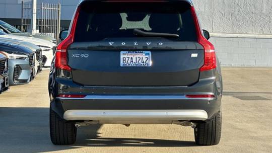 2022 Volvo XC90