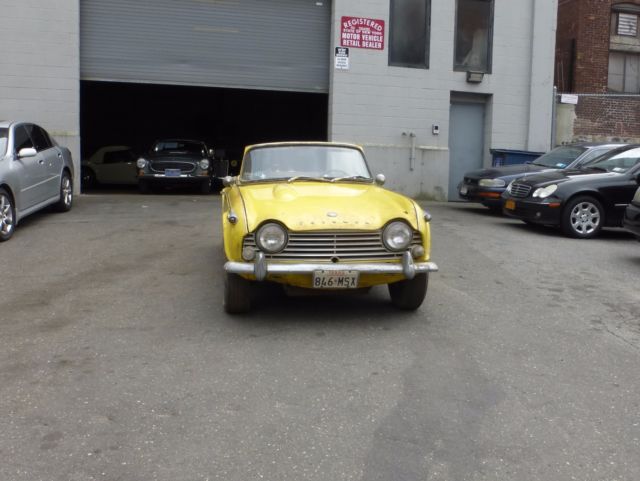 1967 triumph tr4a irs with running engine for restoration low reserve