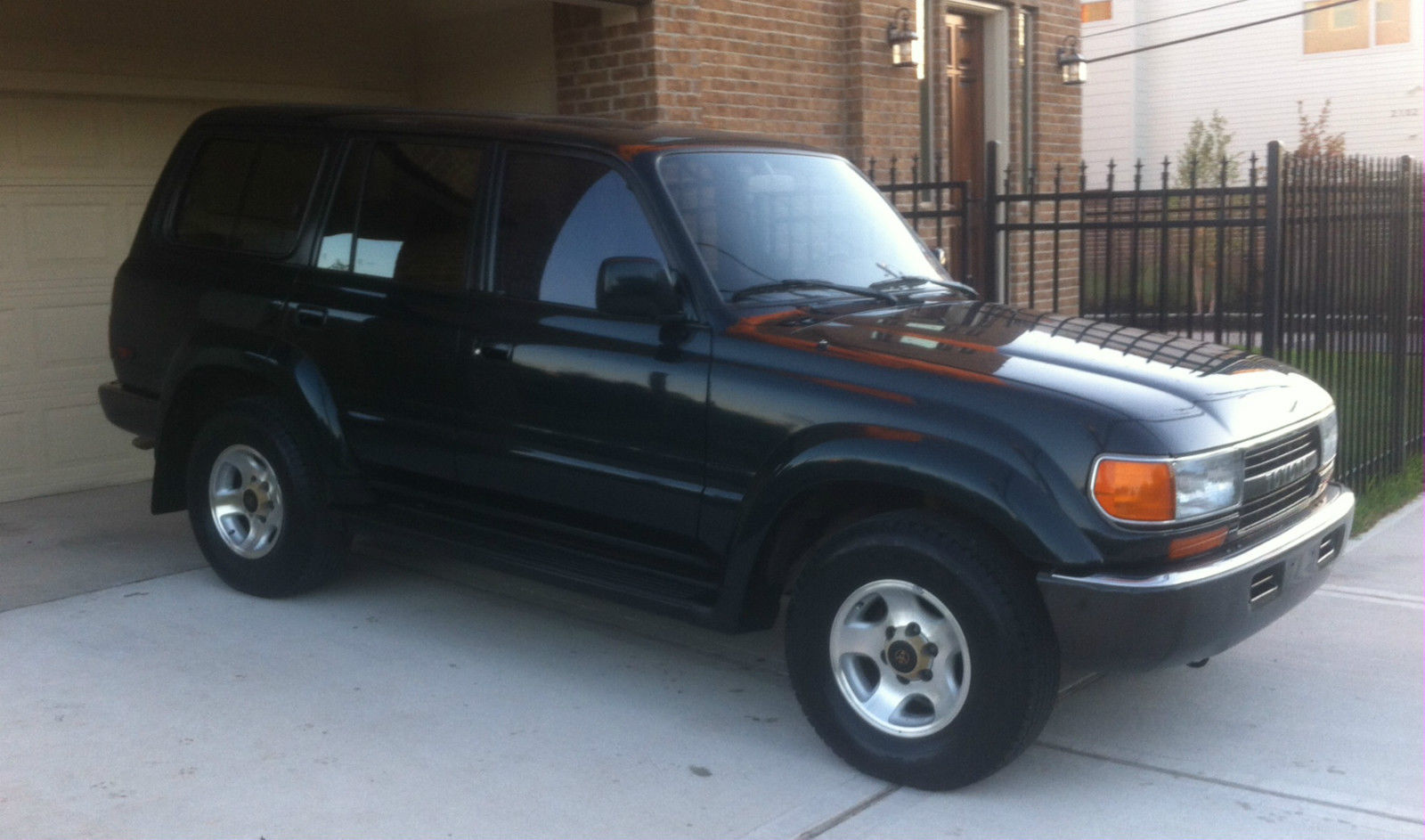 1994 toyota land cruiser base sport utility 4-door 4.5l