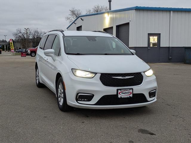 2022 chrysler pacifica touring l