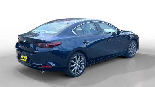 new 2025 mazda mazda3 2.5 s preferred sedan fwd automatic