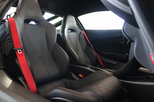 2021 mclaren 765lt coupe