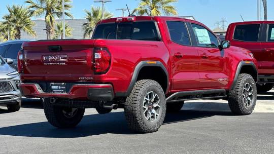 2024 GMC Canyon