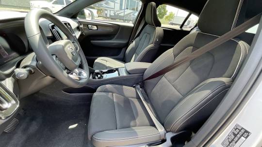 2024 Volvo C40