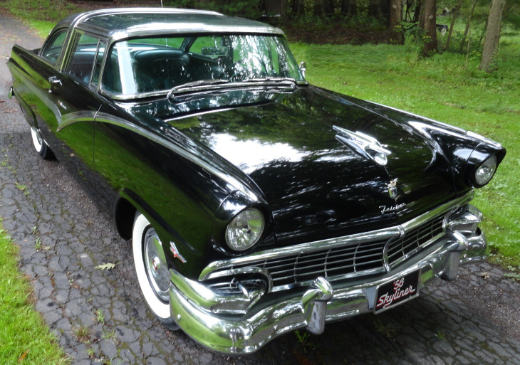 ford crown victoria