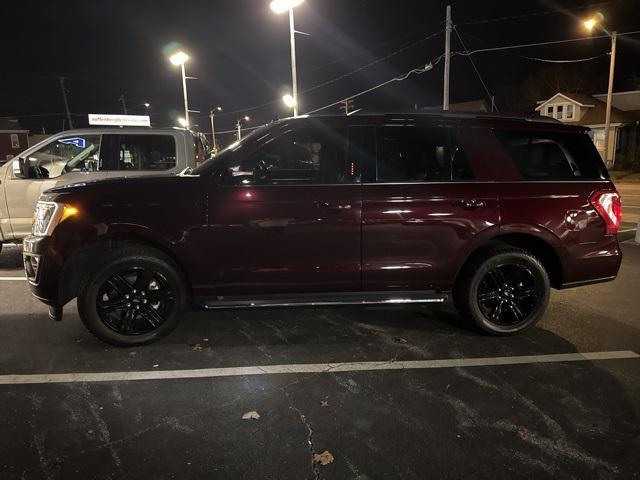 2020 ford expedition xlt
