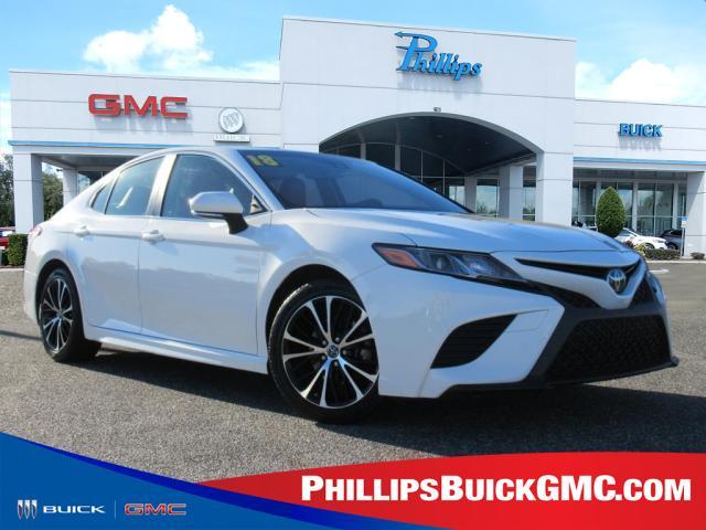 2018 toyota camry se