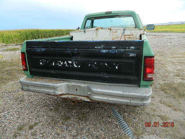 1989 dodge w150 4x4 short bed pickup v6 4 speed former forestsvc pu