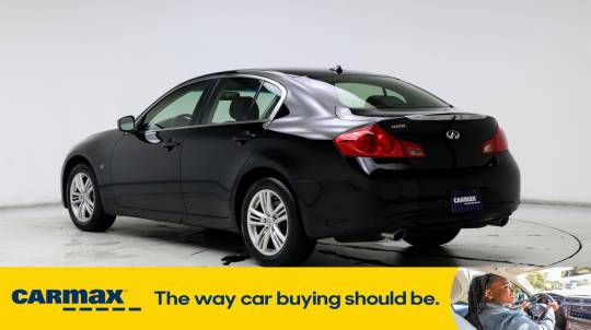 2015 Infiniti Q40