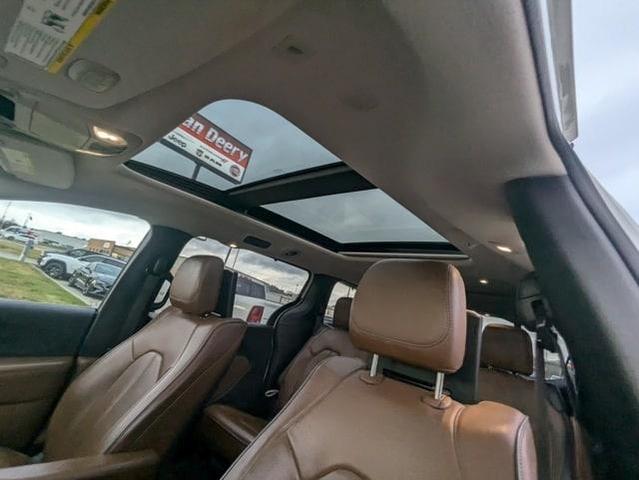 2018 chrysler pacifica limited
