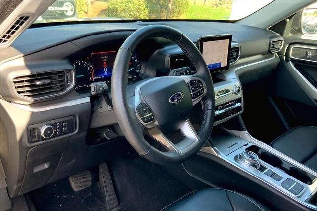 2021 ford explorer xlt