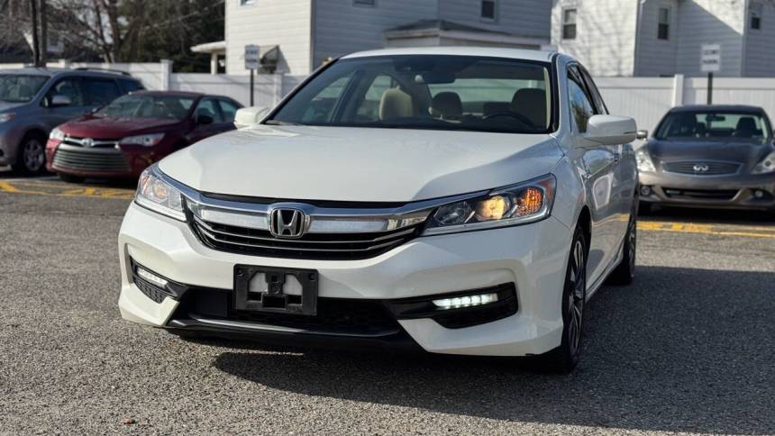2017 honda accord hybrid base
