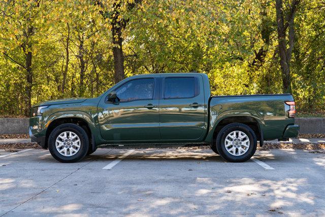 2022 nissan frontier sv