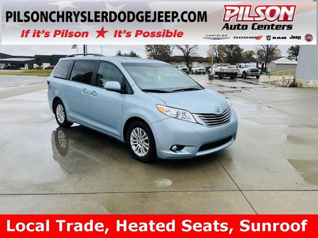 2015 toyota sienna xle