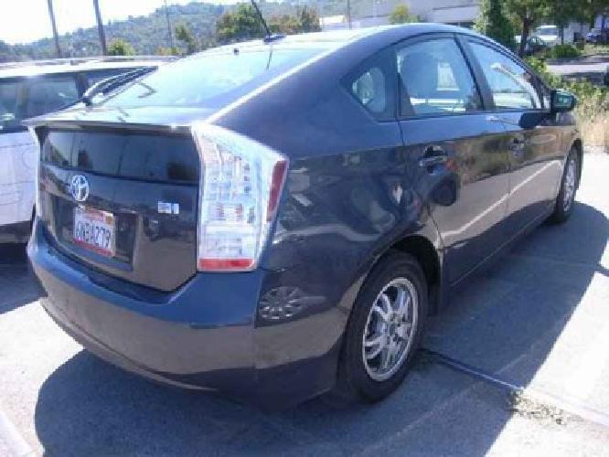 2010 toyota prius iv w/ nav. in san rafael, ca