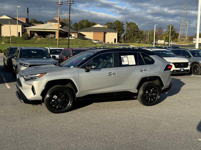 2022 toyota rav4 hybrid se