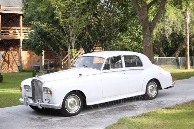 white 1965 bentley s3 silver cloud; right-hand drive; no reserve!!!!!!!!!