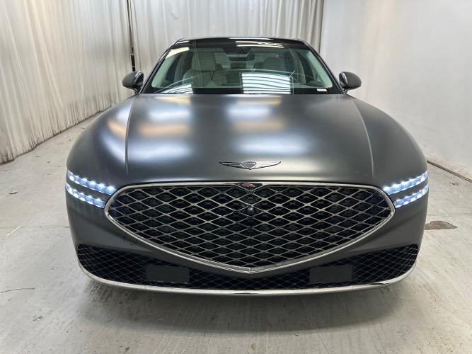 new 2024 genesis g90 e-sc 3.5t awd
