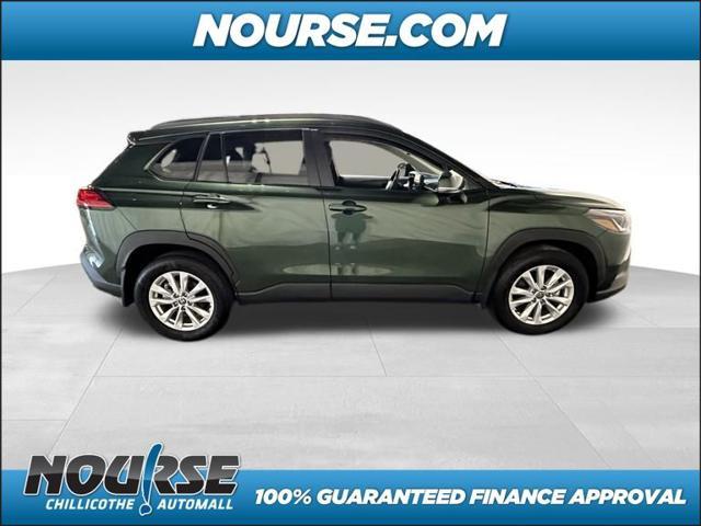 2023 toyota corolla cross le