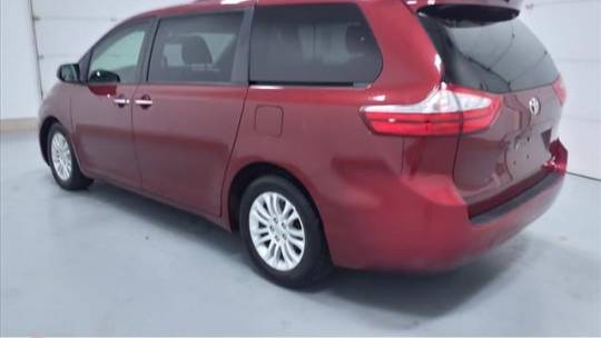 2017 Toyota Sienna