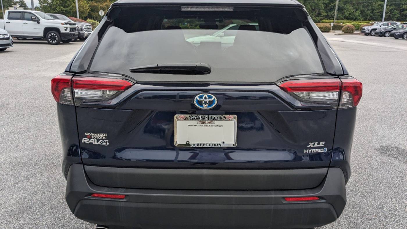 2022 toyota rav4 hybrid xle premium