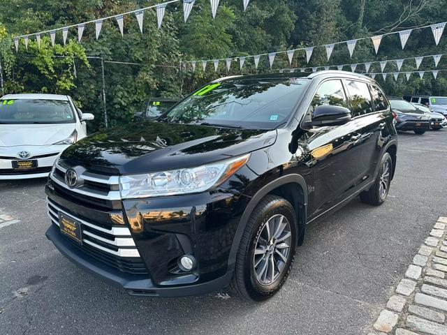 2017 toyota highlander xle