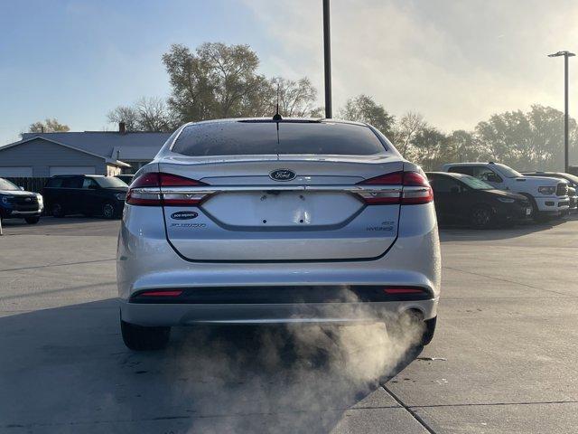 2018 ford fusion hybrid se