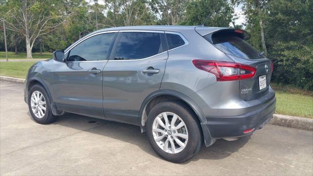 2022 nissan rogue sport s
