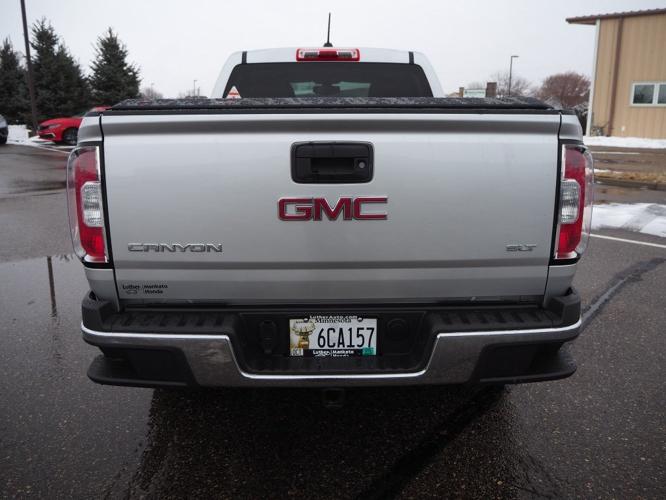 used 2015 gmc canyon 4x4 crew cab slt mankato, mn 56001 for sale in mankato, minnesota