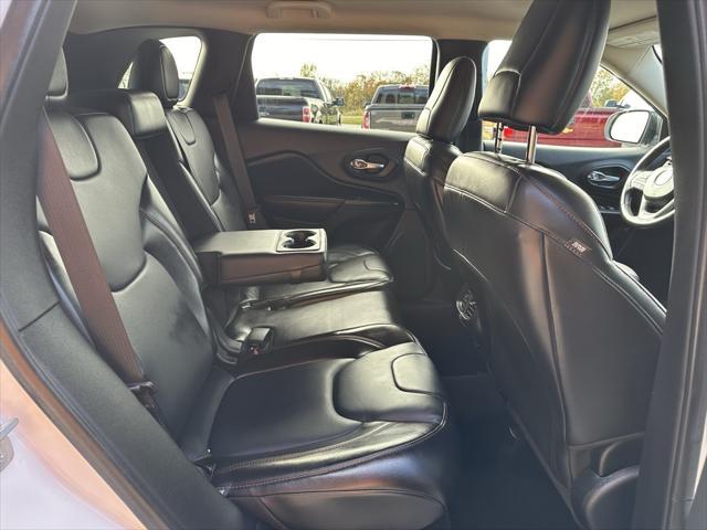 2015 jeep cherokee trailhawk