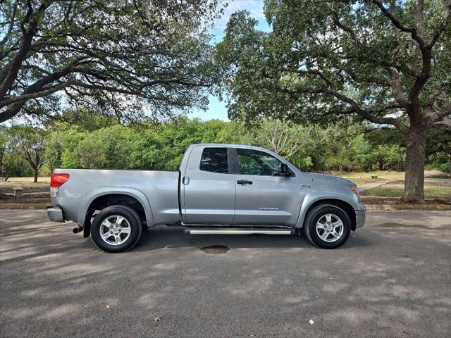 2011 toyota tundra grade
