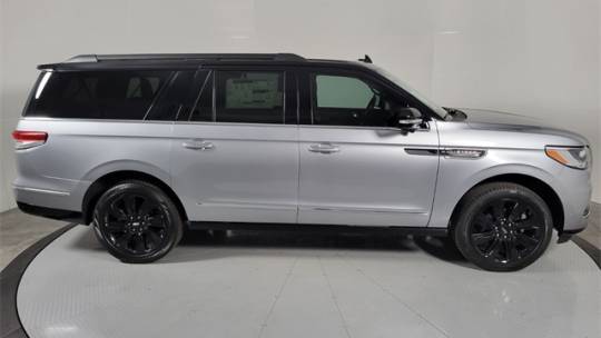 2024 Lincoln Navigator