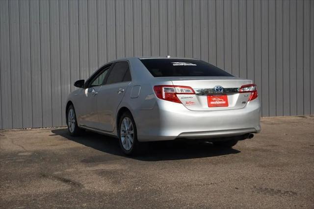 2012 toyota camry hybrid xle