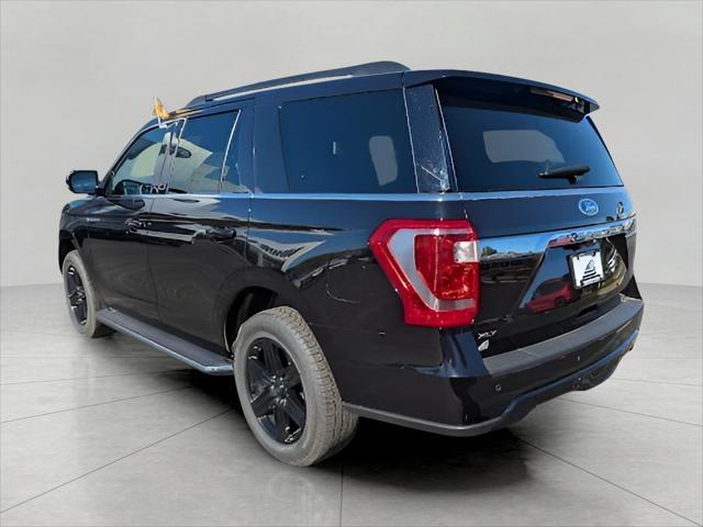 2021 ford expedition xlt