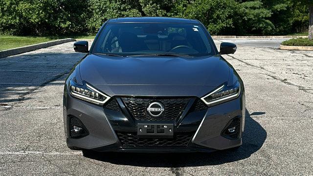 2023 nissan maxima sr