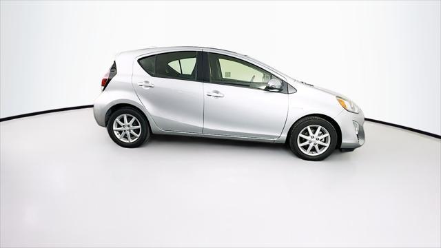 2016 toyota prius c three