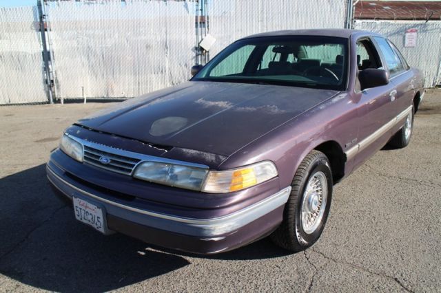 1994 ford crown victoria automatic 8 cylinder no reserve
